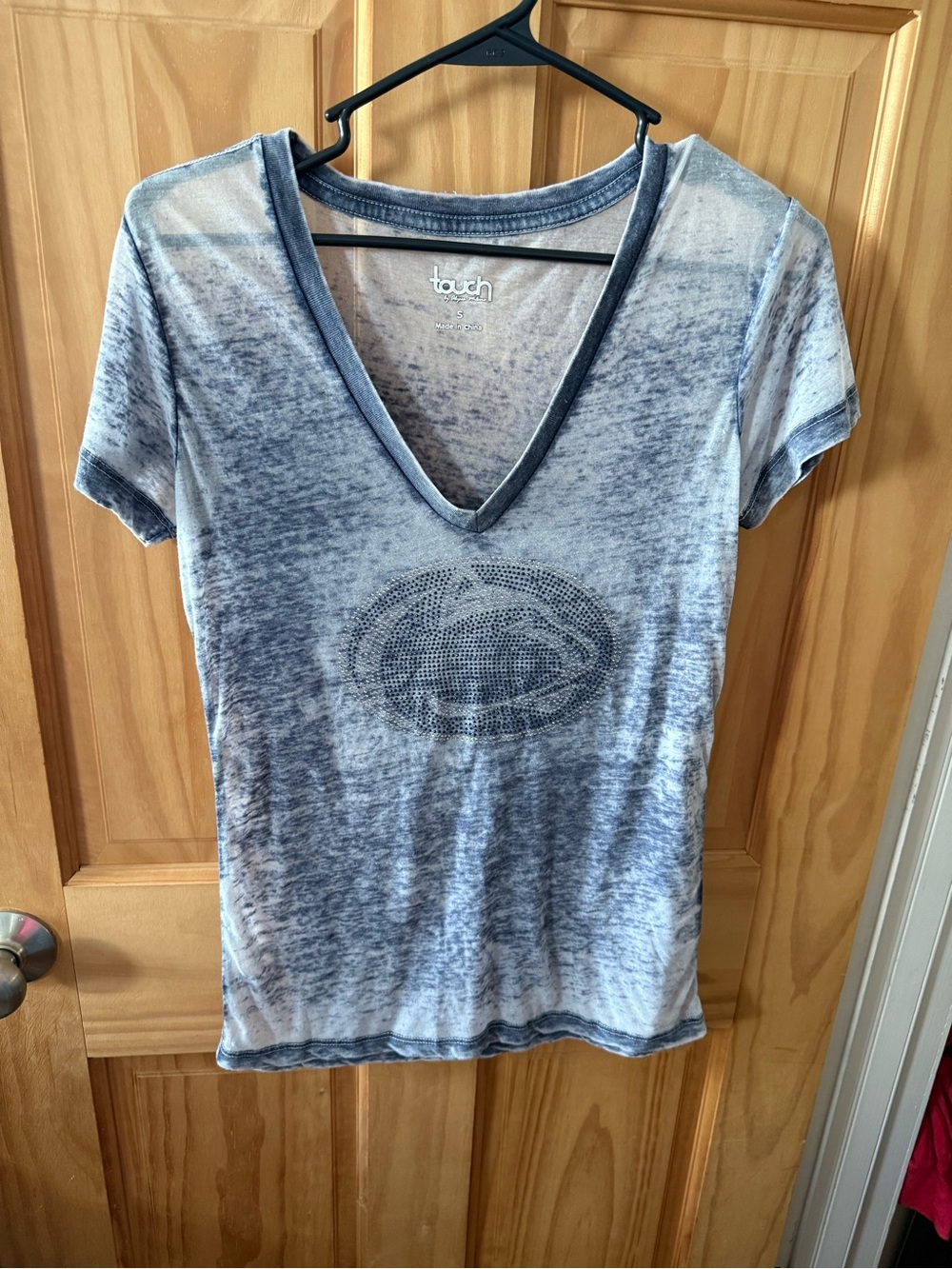 Like New, Women’s Size Small Penn State T-Shirt With Gemstones